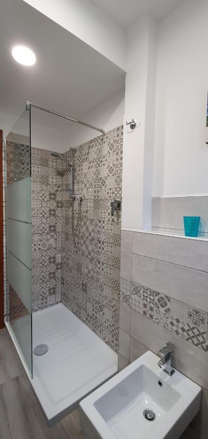 Appartamento 2 Bed Flat Centre & Stadio Free Parking Terni Esterno foto