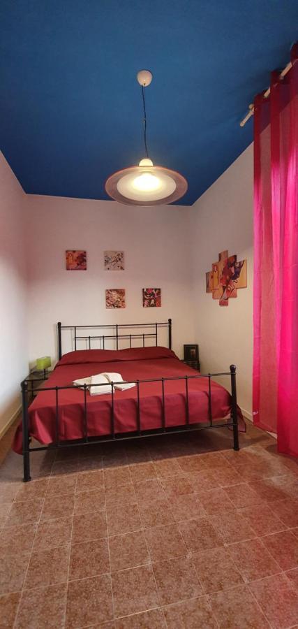 Appartamento 2 Bed Flat Centre & Stadio Free Parking Terni Esterno foto